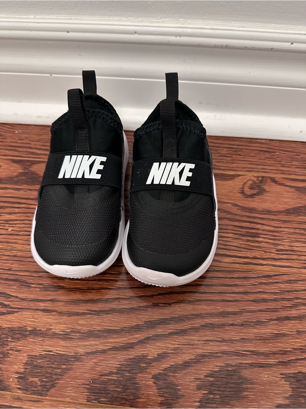Nike Kids Black and White Sneakers
